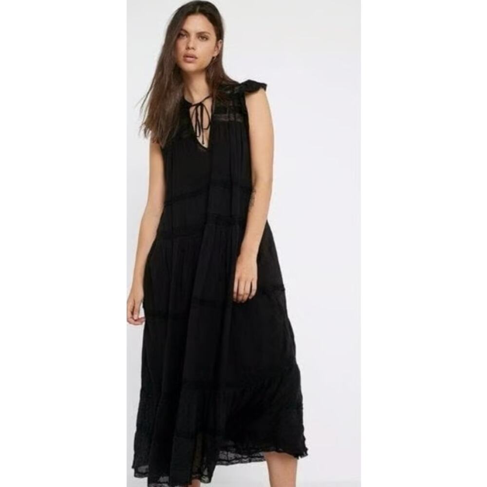 Free People Women’s Boho Black Midnight Tiered Crochet Lace Midi Dress Size XS